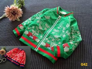 jaket merah hijau anak perempuan